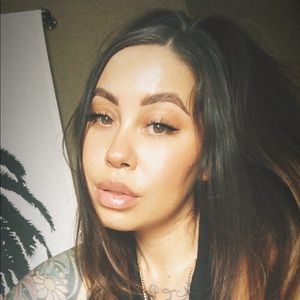 Meet your Posher, Sabrina